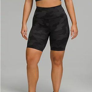 Wunder Train Contour Fit High-Rise Short 8" - Size 10 - Deep Coal Camo